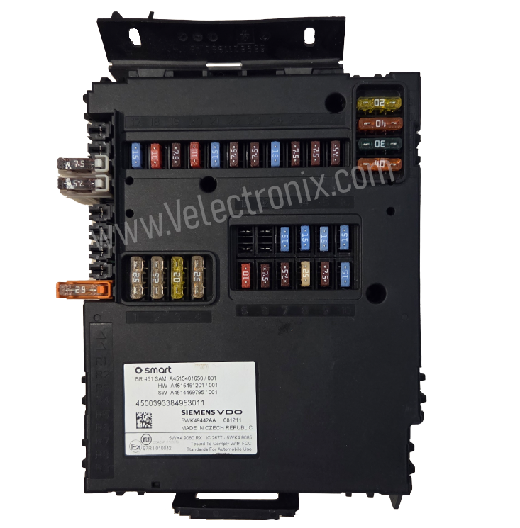Smart Fortwo burnt damaged SAM module with replacement for data recovery and cloning